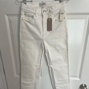 Le Jean Sabine mid-rise straight leg jeans, white, size 25, 11.5”rise, 27”inseam
